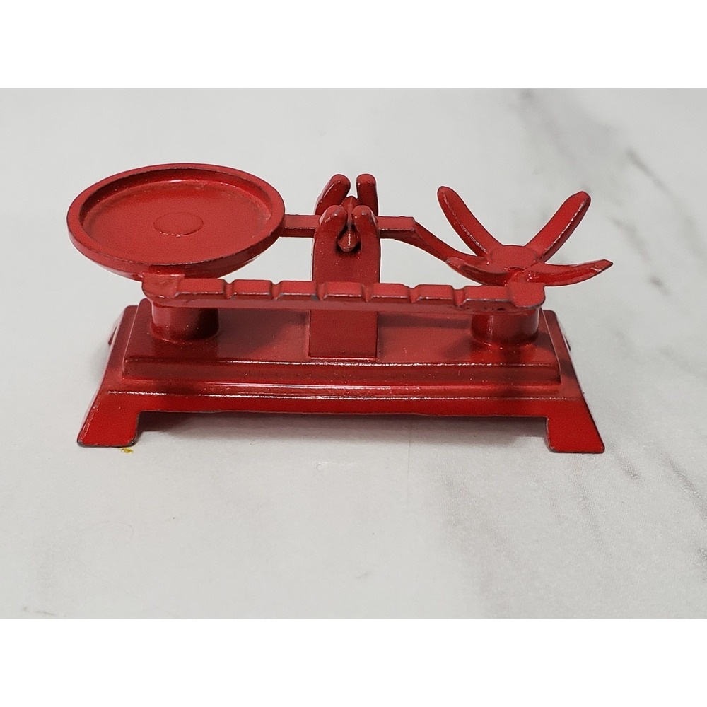 vintage Red‎ Metal dollhouse miniature General store Kitchen scale balance